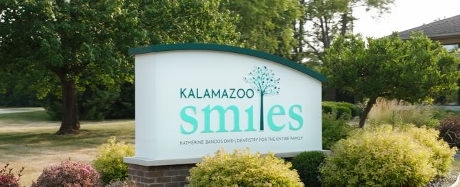 Kalamazoo Michigan Dental Implant Dentists